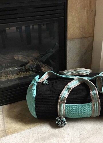 10 Duffle Bag Free Crochet Patterns