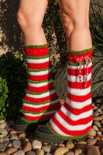 7 Crochet Christmas Leg Warmers Free Patterns