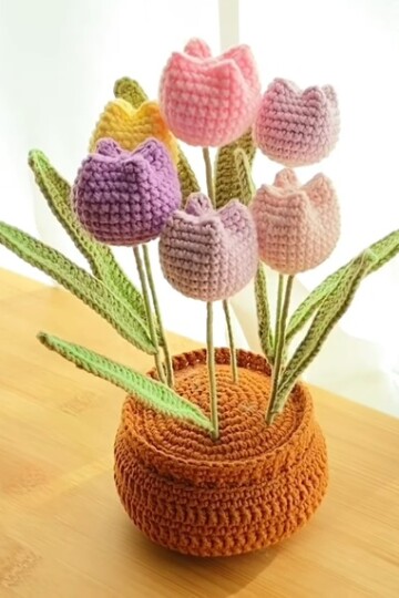 7 Crochet Flower Pot Free Patterns