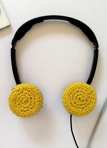 9 Crochet Headphone Covers Free Patterns