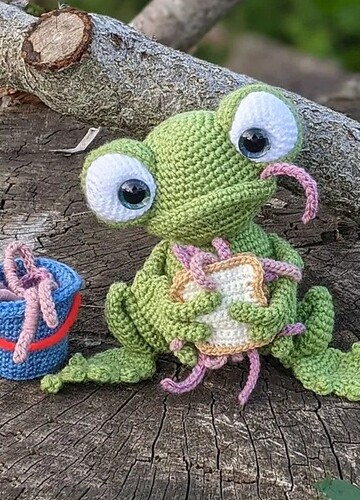 9 Hungry Animals Free Crochet Patterns