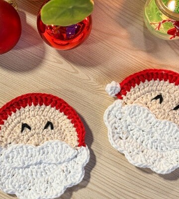 11 Crochet Christmas Coaster Free Patterns