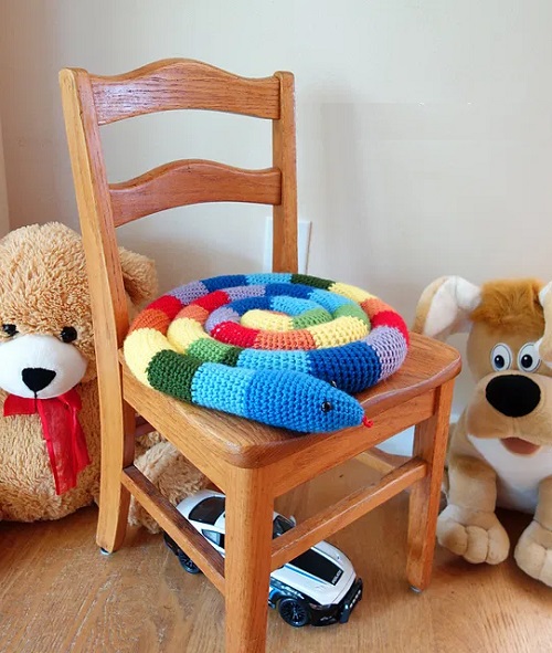 Kid’s Snake Seat Chair Pad