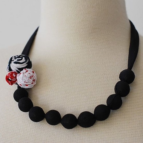DIY Fabric Covered Bead Necklace ideas 1