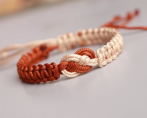 How To Make Macrame Bracelets