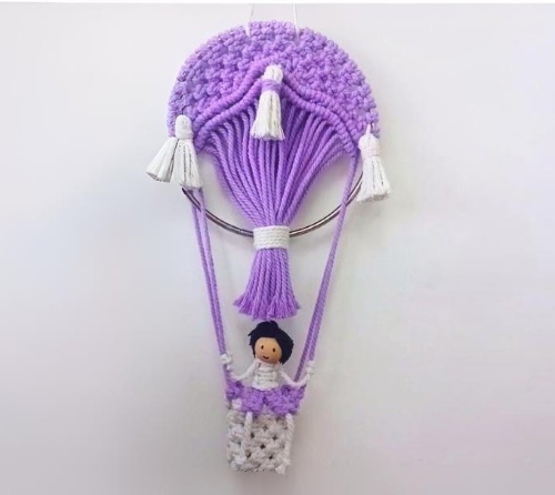 DIY Macrame Hot Air Balloon Wall Hanging