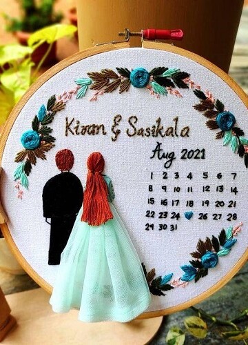 6 Calendar Embroidery Free Patterns