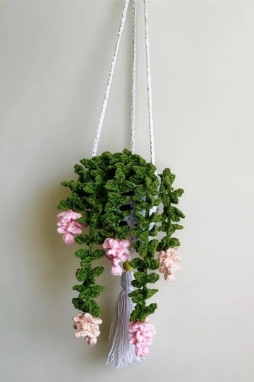 7 Crochet Flowering Vines Free Patterns