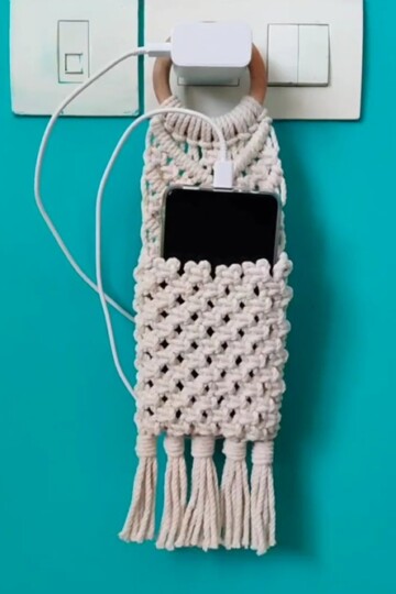 8 Macrame Phone Holder Free Patterns