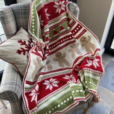 14 Christmas Blanket Free Crochet Patterns