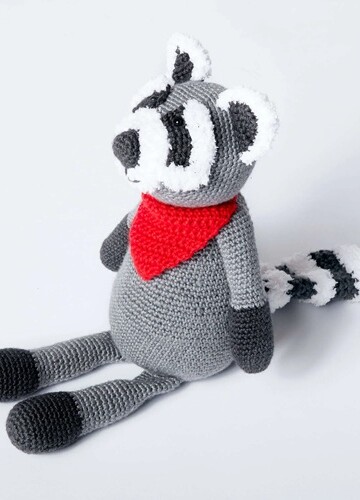 15 Raccoon Amigurumi Free Crochet Patterns