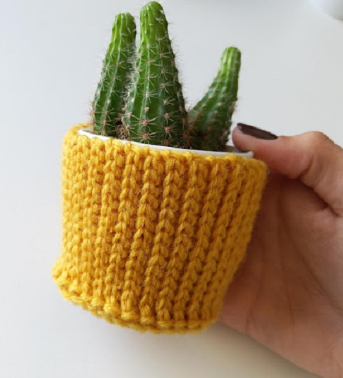 DIY Crochet Flower Pot Pattern Ideas 12