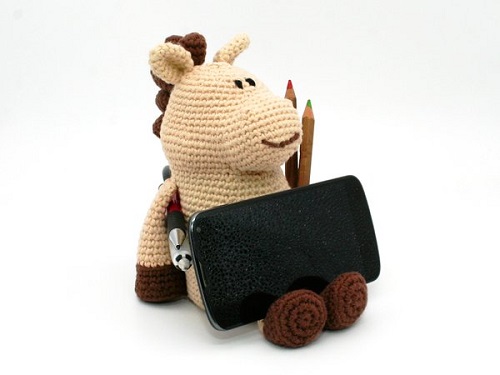 Easy and Cute Animals Mobile Holders Patterns