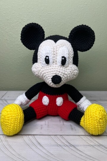 9 Crochet Mickey Mouse Free Patterns