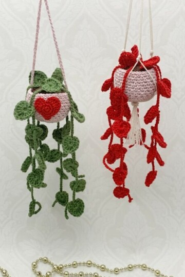 9 Heart Shaped Vines Free Crochet Patterns