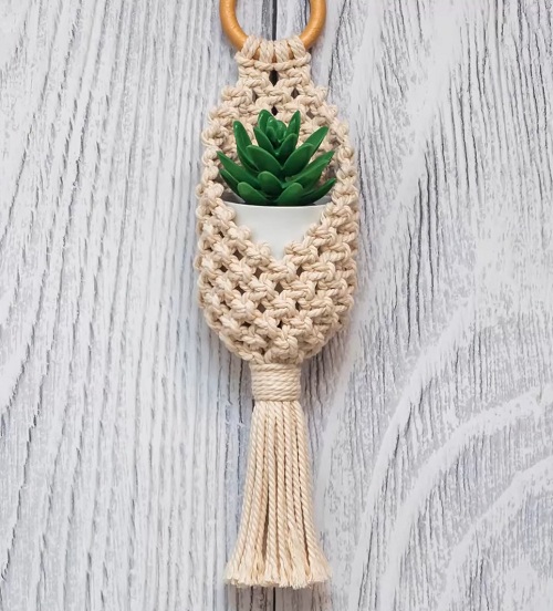 DIY Macrame Pods